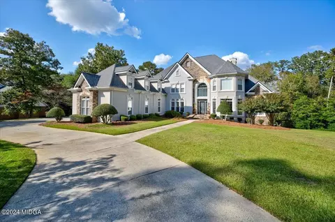 108 Holly Dr, Warner Robins, GA 31088