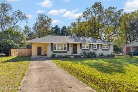 403 Pecan Ave, Fort Valley, GA 31030