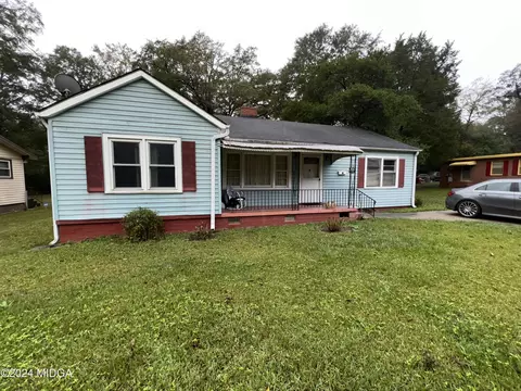 1397 Burton Ave, Macon, GA 31204