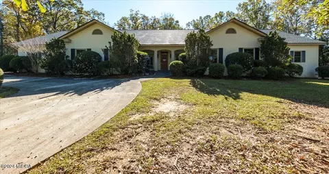 667 Herring Dr, Macon, GA 31204