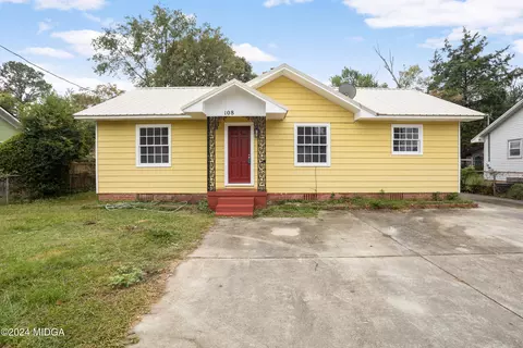 108 Thomas Blvd, Warner Robins, GA 31093