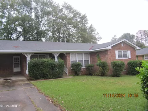 3121 Wedgewood Dr, Macon, GA 31211