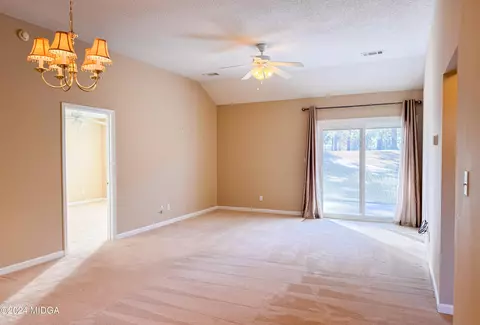 227 Pebble Beach Dr, Perry, GA 31069 photo 2