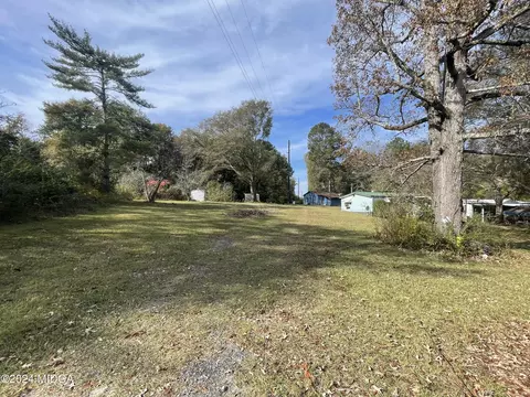 114 Ruby Rd, Jackson, GA 30233