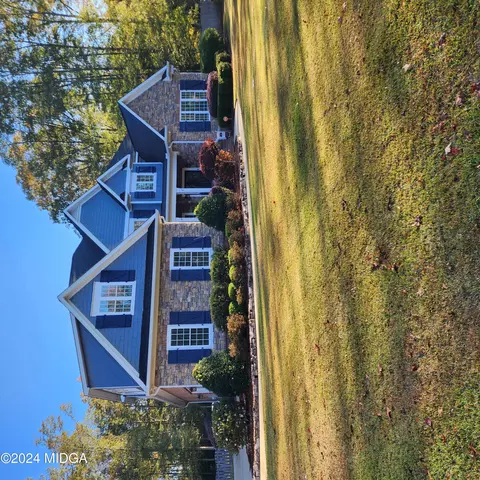 7789 Rivoli Rd, Macon, GA 31210