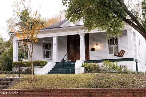 292 Hines Ter, Macon, GA 31204 photo 5