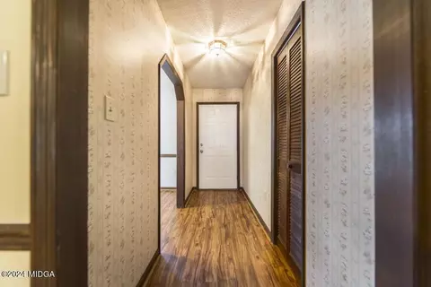 Entry Way - 102 Foxfire Dr, Warner Robins, GA 31093 photo 1 of 2