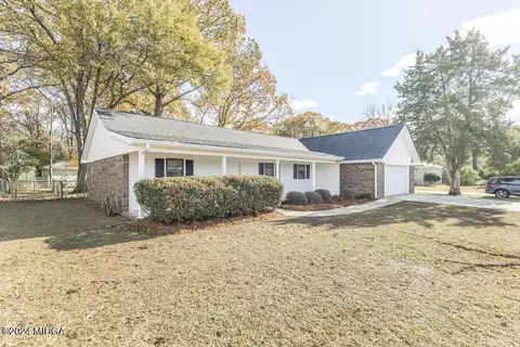 Other - 102 Foxfire Dr, Warner Robins, GA 31093 photo 3 of 6