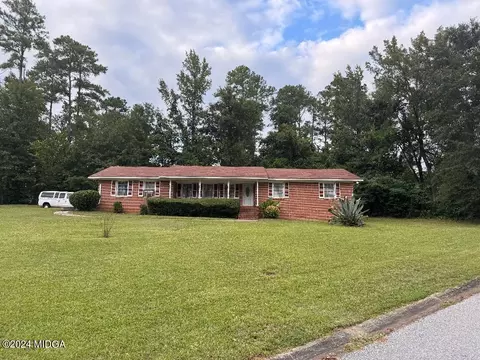 3741 Dreyfus Dr, Macon, GA 31204