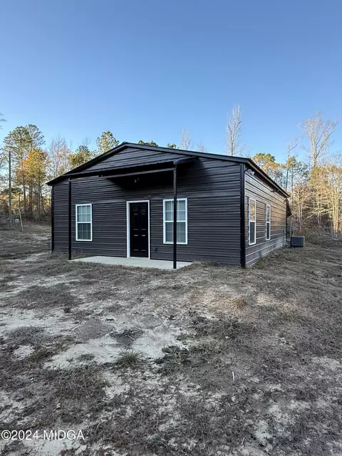 84 J D Garnto Rd, Wrightsville, GA 31096