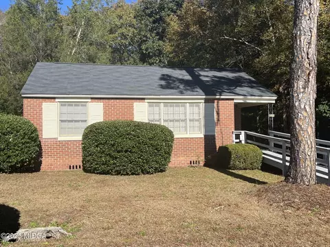 3229 Matheson Dr, Macon, GA 31204