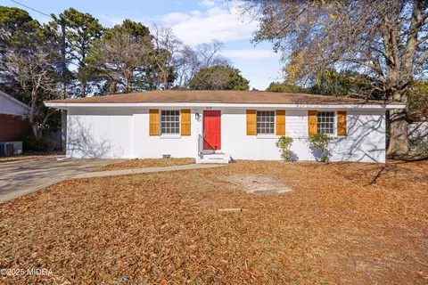 108 Susan Dr, Warner Robins, GA 31093