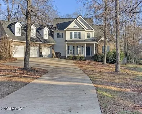 295 Amy Clegg Dr, Gray, GA 31032