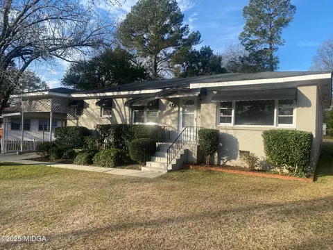 117 Springdale Dr, Warner Robins, GA 31088