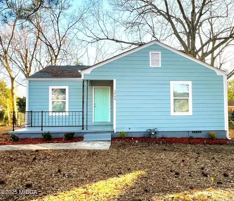 3966 Guyton St, Macon, GA 31206