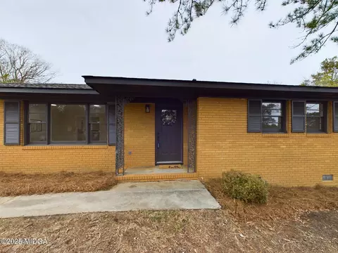 184 Shady Road Plz, Macon, GA 31211