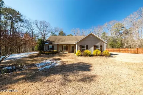 378 Christian Rd, Juliette, GA 31046