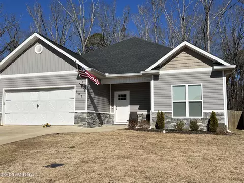 607 Adirondac Way, Bonaire, GA 31005