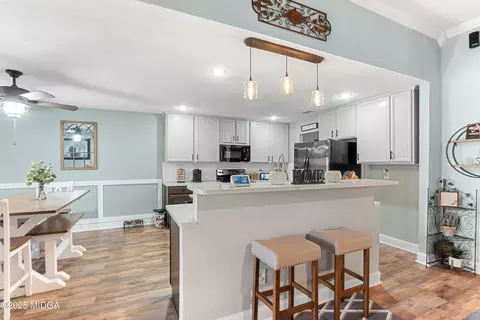 Kitchen - 207 Cade Ter, Warner Robins, GA 31088 photo 1 of 8