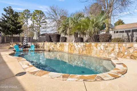 Exterior - 207 Cade Ter, Warner Robins, GA 31088 photo 13 of 16
