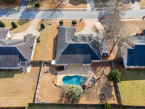 View/Area - 207 Cade Ter, Warner Robins, GA 31088 photo 3 of 4