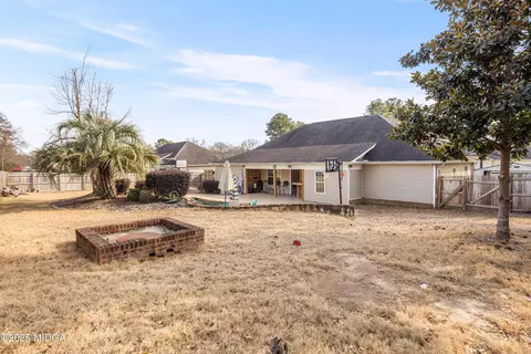 Exterior - 207 Cade Ter, Warner Robins, GA 31088 photo 14 of 16