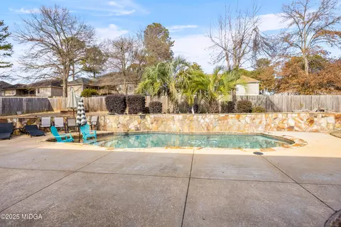 Exterior - 207 Cade Ter, Warner Robins, GA 31088 photo 11 of 16