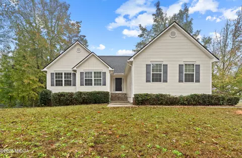 294 Amy Ln, Gray, GA 31032