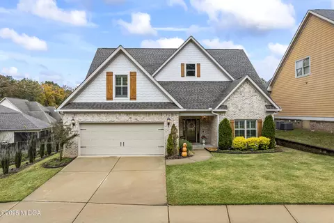 372 Carillon Ln, Macon, GA 31210