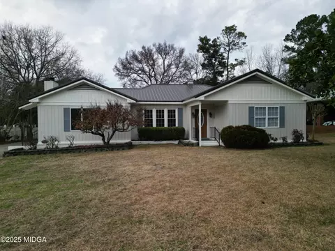 108 Meriwether Cir, Milledgeville, GA 31061