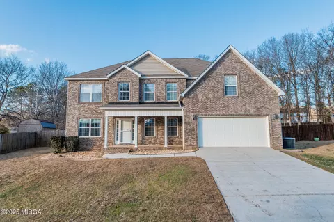 303 Loblolly Dr, Bonaire, GA 31005