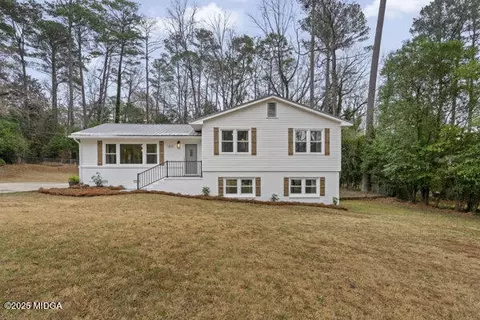 1831 Lullwater Cir, Macon, GA 31211