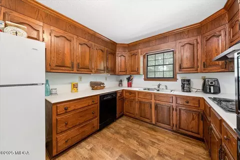 Kitchen - 272 Gordon Rd, Gray, GA 31032 photo 1 of 1