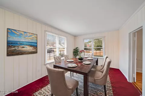 Dining - 313 Corbin Ave, Macon, GA 31204 photo 2 of 3