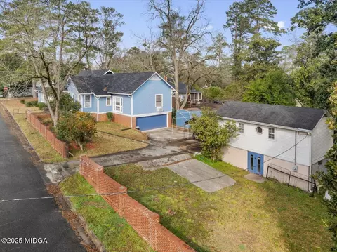 Exterior - 313 Corbin Ave, Macon, GA 31204 photo 5 of 11