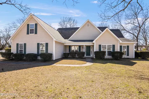 81 Duke Ln, Kathleen, GA 31047