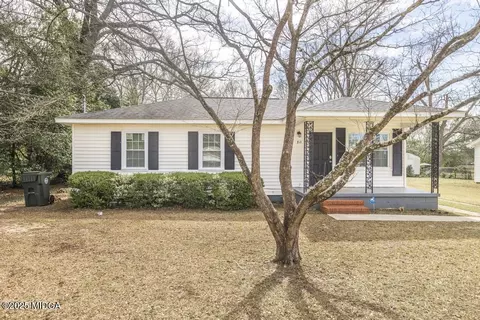 713 Princess Ave, Fort Valley, GA 31030