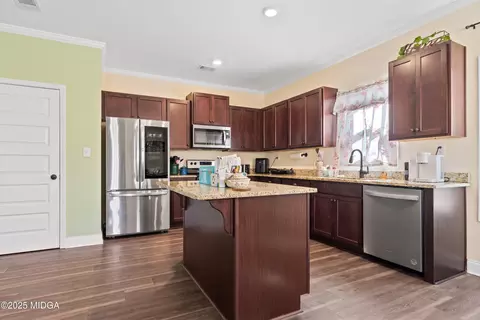 Kitchen - 758 Natures Walk, Gray, GA 31032 photo 1 of 1