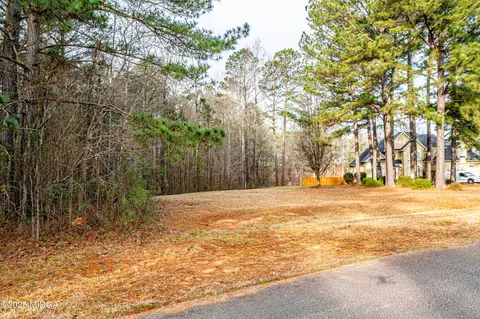 415 Darren Carson Ln, Gray, GA 31032