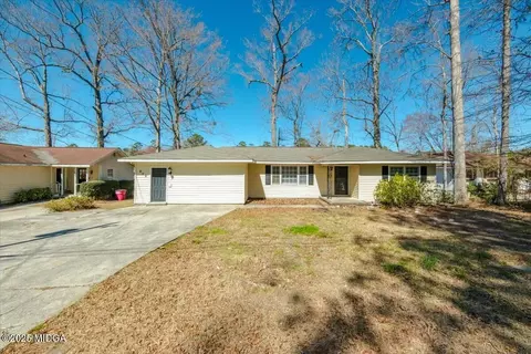 839 N Confederate Dr, Macon, GA 31220