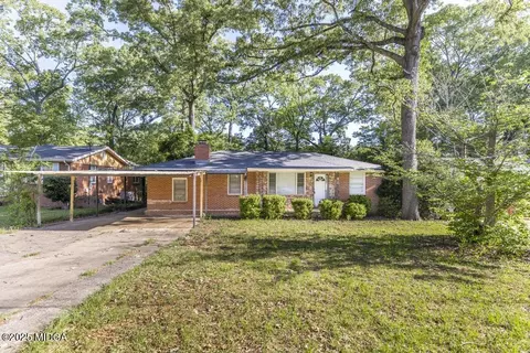 116 Lincoln St, Warner Robins, GA 31088