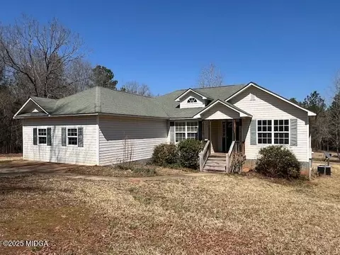 301 Nelson Rd NW, Milledgeville, GA 31061