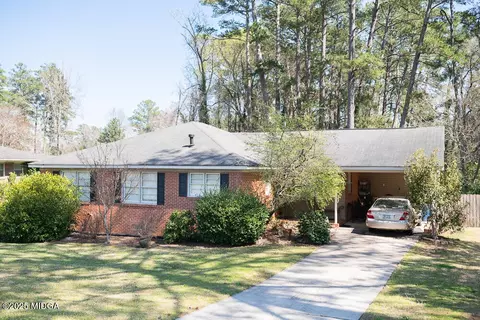 777 Forest Ridge Dr W, Macon, GA 31204