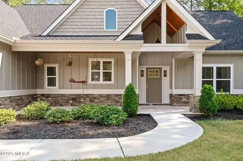 Exterior - 107 Westbrook Ct, Jackson, GA 30233 photo 2 of 8