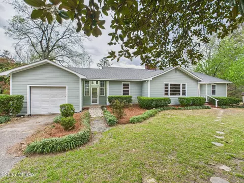 833 Wimbish Rd, Macon, GA 31210