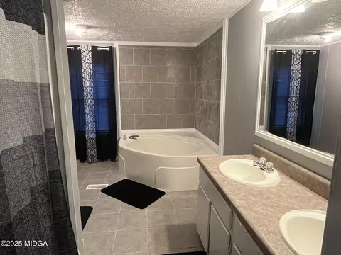 111 Mandy Ct, Macon, GA 31211 photo 3