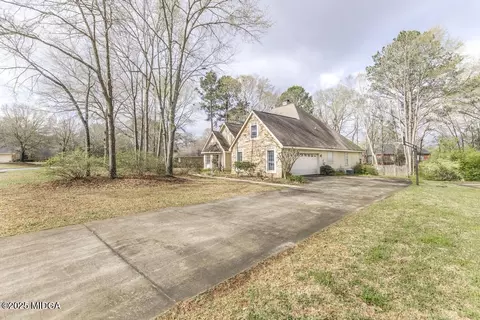 109 Sabre Dr, Bonaire, GA 31005