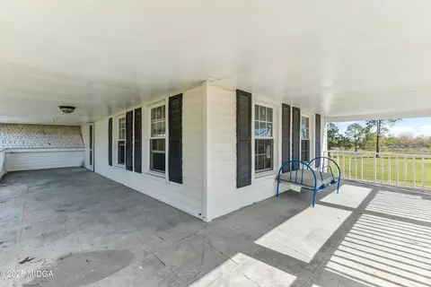Exterior - 123 Abney Rd, Cochran, GA 31014 photo 14 of 15