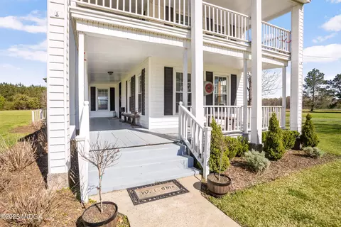 Exterior - 123 Abney Rd, Cochran, GA 31014 photo 3 of 15