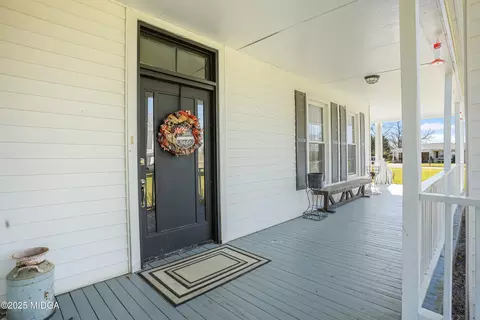 Exterior - 123 Abney Rd, Cochran, GA 31014 photo 11 of 15